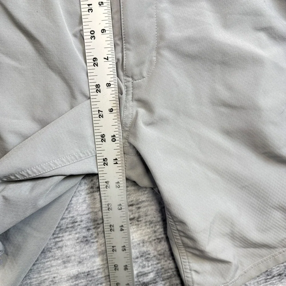 The North Face‎ Mens Paramount Active Hiking Shorts Grey Size 32 Stretch Trail